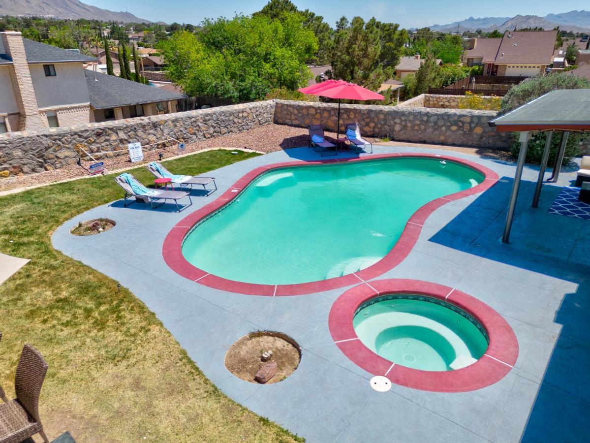 Home With Mountain View/Pool/Tub El Paso Kültér fotó