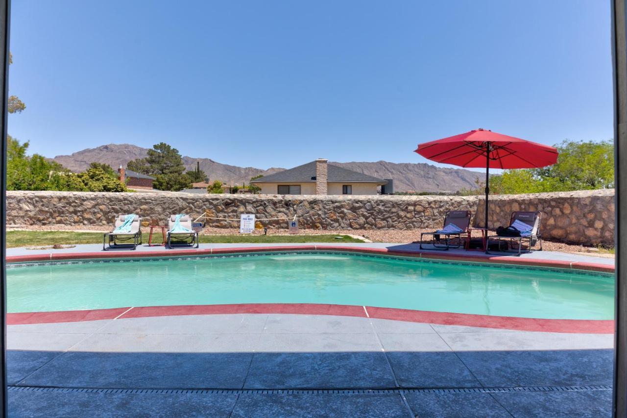 Home With Mountain View/Pool/Tub El Paso Kültér fotó